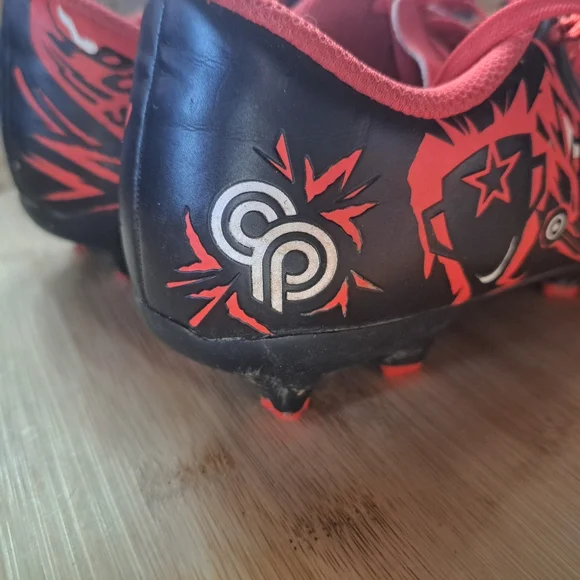 Puma Ultra Play Youth FG/AG Cleats, Kids Size 4.5 Soccer Football Athletic Shoes - Picture 9 of 11